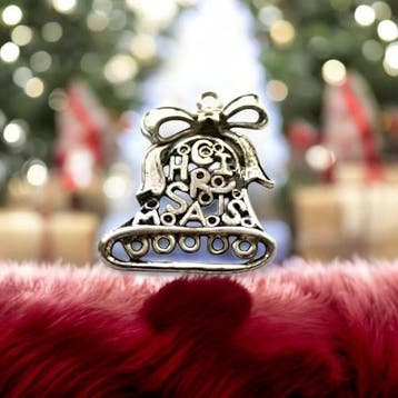 Metalen kerstbel bedel Christmas, antiek zilverkleur, a..., Ophalen of Verzenden, Nieuw, Kraal