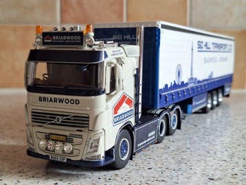 Tekno 1:50 - Model vrachtwagen - VOLVO FH04 - trekker met, Hobby en Vrije tijd, Modelauto's | 1:5 tot 1:12, Nieuw
