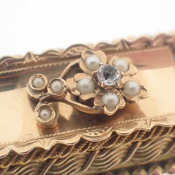 Antiek gouden broche met zirconia en parels., Gebruikt, Ophalen of Verzenden, Met edelsteen, Goud