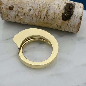 Massief gouden ring met organisch ontwerp, Sieraden, Tassen en Uiterlijk, Gebruikt, 20 of groter, Ophalen of Verzenden, Dame