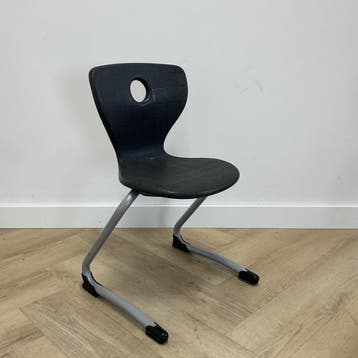 Pantoswing leerlingstoel zithoogte 35 cm, zwart -grijs, Huis en Inrichting, Stoelen, Gebruikt, Zwart, Ophalen of Verzenden, Eén