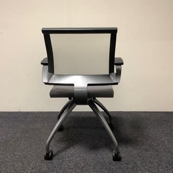 Ahrend 250 verrijdbare vergaderstoel met kunststof rug,, Ophalen of Verzenden, Gebruikt, Stof, Eén