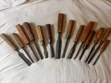 14 ciseaux a bois de menuisier charpentier Peugeot Fréres -