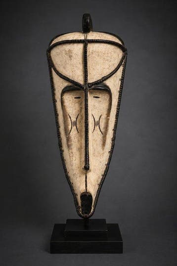 Prachtig Ngil-Fang masker — Gabon - Prachtig Ngil-Fang