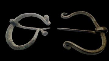Keltisch Brons, Set van 2 Fibula (Zonder minimumprijs)