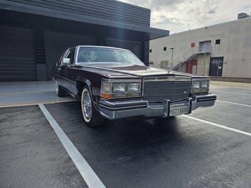 Cadillac - Fleetwood - 1983