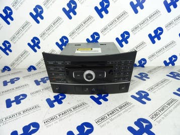 Radio/CD-speler A 212 900 3708 o.a: E-klasse w212, Ophalen of Verzenden, Gebruikt, Mercedes-Benz