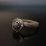 Middeleeuwen, kruisvaardersperiode Brons ring (Zonder