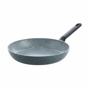 BK Universe koekenpan 28cm graniet | Retourdeal 31% korting, Huis en Inrichting, Keuken | Potten en Pannen, Verzenden, Nieuw
