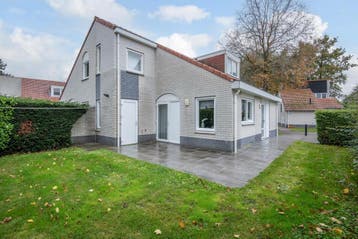 Limburg: Resort Arcen nr 99 te koop, Huizen en Kamers, Limburg