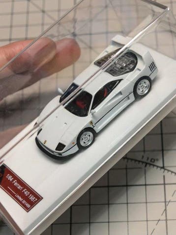 VMB 1:64 - Model sportwagen - Ferrari F40 (1987) - 001 van, Nieuw
