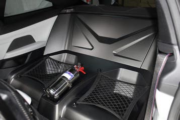 Dit betreft een BMW G82 M4 Carbon achter bank verwijdering, Verzenden