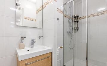 Te huur Studio Ina Boudier-Bakkerlaan in Utrecht, Huizen en Kamers, 20 tot 35 m², Utrecht