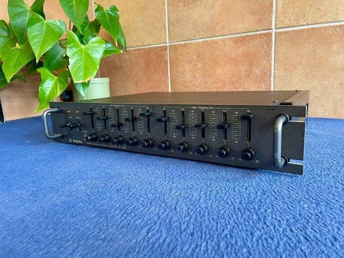 Technics - SH-9010 Parametrische equalizer, Audio, Tv en Foto, Radio's