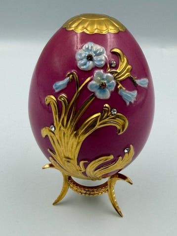 Fabergé ei - Œuf décoratif « The Empress’ Eternal Spring »