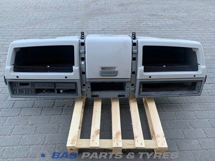 Opbergruimte Renault 7484554101, Auto-onderdelen, Vrachtwagen-onderdelen, Gebruikt, Renault, Overige Auto-onderdelen, Ophalen