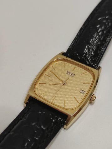 Seiko - vintage 1986 Gold pleated dress watch - Zonder