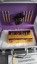 Vanessa Fodera (1981) - Louis Vuitton - Love Box War