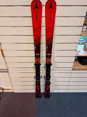Atomic Redster TI + X 12 GW - Carving Piste Ski cm-174, Gebruikt, Ophalen of Verzenden, Carve, Atomic