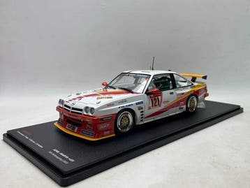 Werk83 1:18 - Modelauto - Opel Manta 400 Rennversion, Nieuw