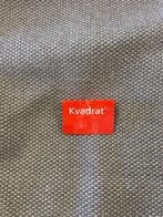 Kvadrat - Stof met een verweven, textuurachtige structuur en
