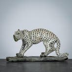 Beeld: Panter in sluipende houding, Op sokkel, Ophalen of Verzenden, Zoogdier, 20 - 50 cm