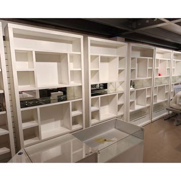 Gebruikte winkelkast wit MDF – single – uit parfumerie, Aankleding binnen, Ophalen, Gebruikt, Kast