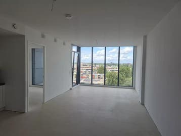 Te huur: Appartement Stationsplein in Schiedam, Huizen en Kamers, Huizen te huur, Zuid-Holland, Appartement, Schiedam