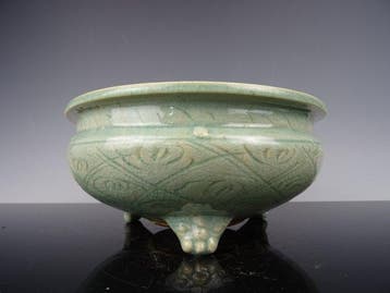 Wierookvat - Porselein - Yuan dynastie 1279-1368