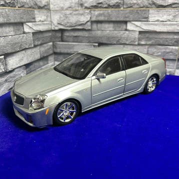 Ricko 1:18 - Modelauto - Cadillac CTS-V Series, Nieuw
