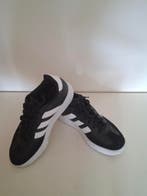 Adidas VL Court sneakers zwart met witte strepen, Kleding | Dames, Schoenen, Adidas, Zwart, Sneakers of Gympen, Gedragen