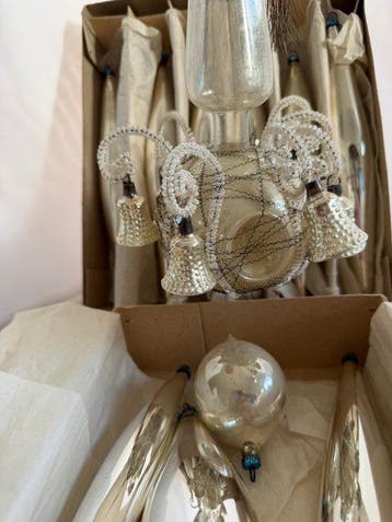 Kerstdecoratie (12) - Grote piek pegels ballen - Glas, Diversen, Nieuw