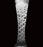 Wijnglas - 18E EEUWS CONTINENTAAL GLAS MET DUBBELE OPAAK