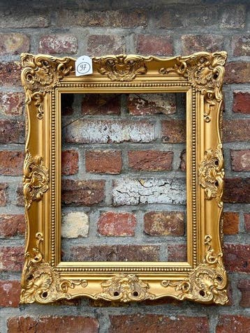 Lijst - 97. Zeer mooie oude goud vergulde schilderijlijst.