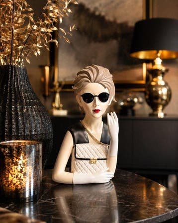 Buste, Iconische Fashion Lady Buste – Stijlvolle Design
