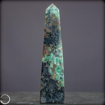 Majestueus smaragdobelisk uit de legendarische Muzo-mijn –