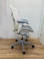 Refurbished Herman Miller Mirra 2 Wit - Kleur Optie Alpine, Verzenden, Wit, Zo goed als nieuw, Bureaustoel