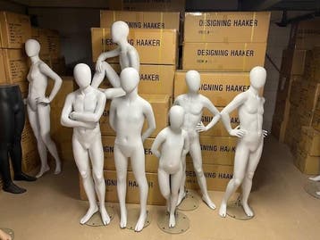kinder etalagepoppen in diverse leeftijden speciale actie, Verzenden