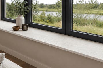 Ivoorkleurige / beige natuurstenen vensterbank op maat, Hardsteen, Vensterbanken, Nieuw, Ophalen of Verzenden