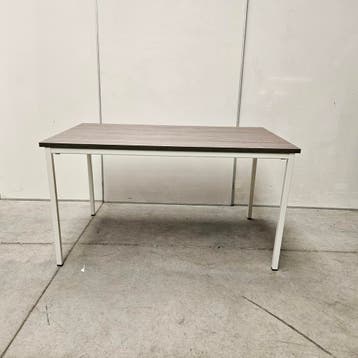 Zeer nette kantoortafel - 140x80 cm (alleen per set), Ophalen of Verzenden, Nieuw