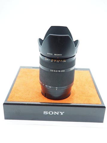 Sony DT 1:3.5-6.3/ 18-200mm lens Zoomlens, Nieuw