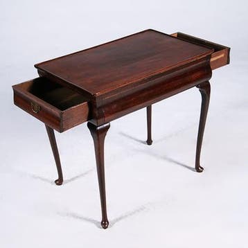Hollandse wandtafel of theetafel 18e eeuw  met aan elke zijk, Ophalen of Verzenden