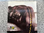 Dr. Martens AirWair, Gelezen, Verzenden, M. Roach, Overige onderwerpen