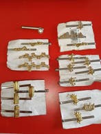 Staal, Brons - Broche