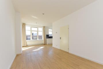 Te huur: Appartement Boerhaavelaan in Schiedam, Huizen en Kamers, Huizen te huur, Zuid-Holland, Appartement, Schiedam