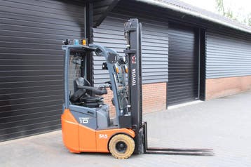 Toyota 7FBEST10 heftruck elektrische triplex sidesift, Zakelijke goederen, Machines en Bouw | Heftrucks en Intern transport, Ophalen