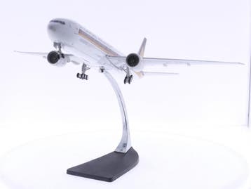 Schaal 1:200 Phoenix 200004 Singapore Airlines B777-300ER..., Ophalen of Verzenden, Gebruikt