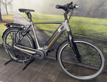 Gazelle Ultimate C8+ Elektrische Herenfiets - 500WH Accu, Ophalen of Verzenden, Zo goed als nieuw, 59 cm of meer, 50 km per accu of meer