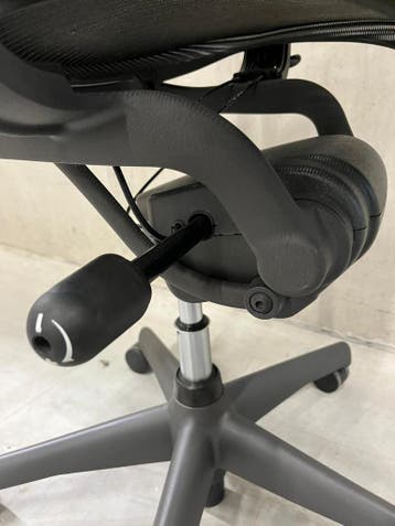 Refurbished Herman Miller Aeron Bureaustoel, Full Option, Huis en Inrichting, Verzenden, Zwart, Zo goed als nieuw, Bureaustoel