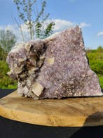 Grote amethist met fluorescerend calciet: stralende, Verzamelen, Mineralen en Fossielen